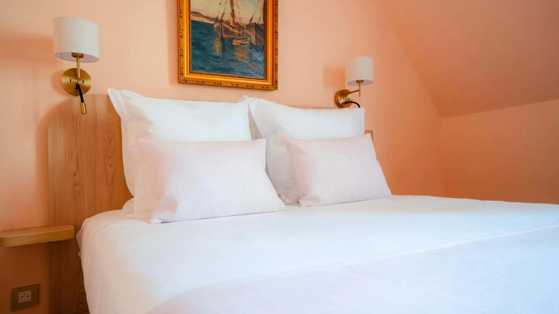 Hotel Le Croiseur Ginette - Entierement Renove Saint-Malo 2*,  Francia