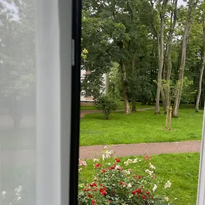 https://une-chambre-chez-lhabitant.fr-paris.fr