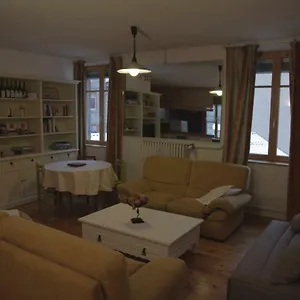 https://le-square.hotels-rhonealpes.com