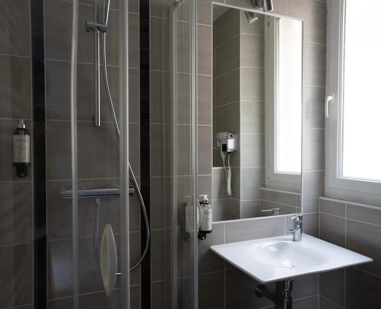 **  Hotel Le Croiseur Ginette - Entierement Renove Σεν Μαλό Γαλλία
